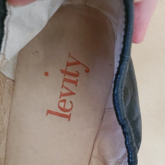 Levity Black Leather Ballet Flats w/ Snakeskin Bow - Size 10 - Picture 4 of 12